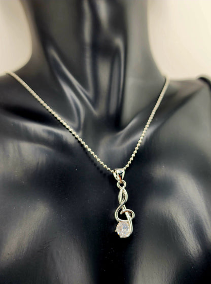 🎼 Treble Clef Pendant Necklace